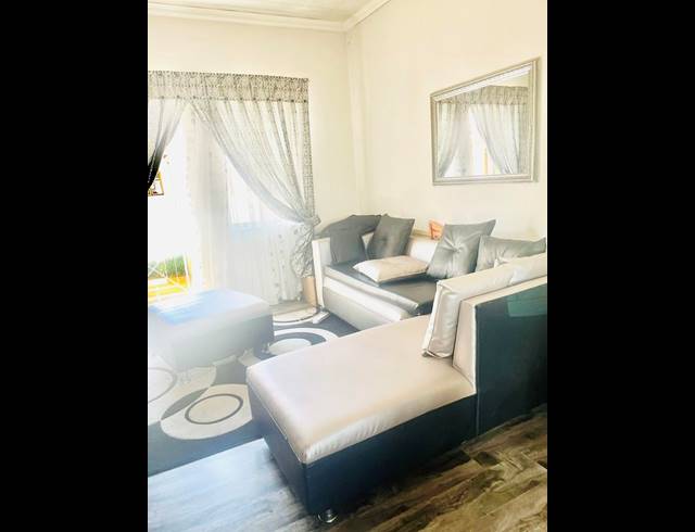 2 bed property to rent in MALANSHOF